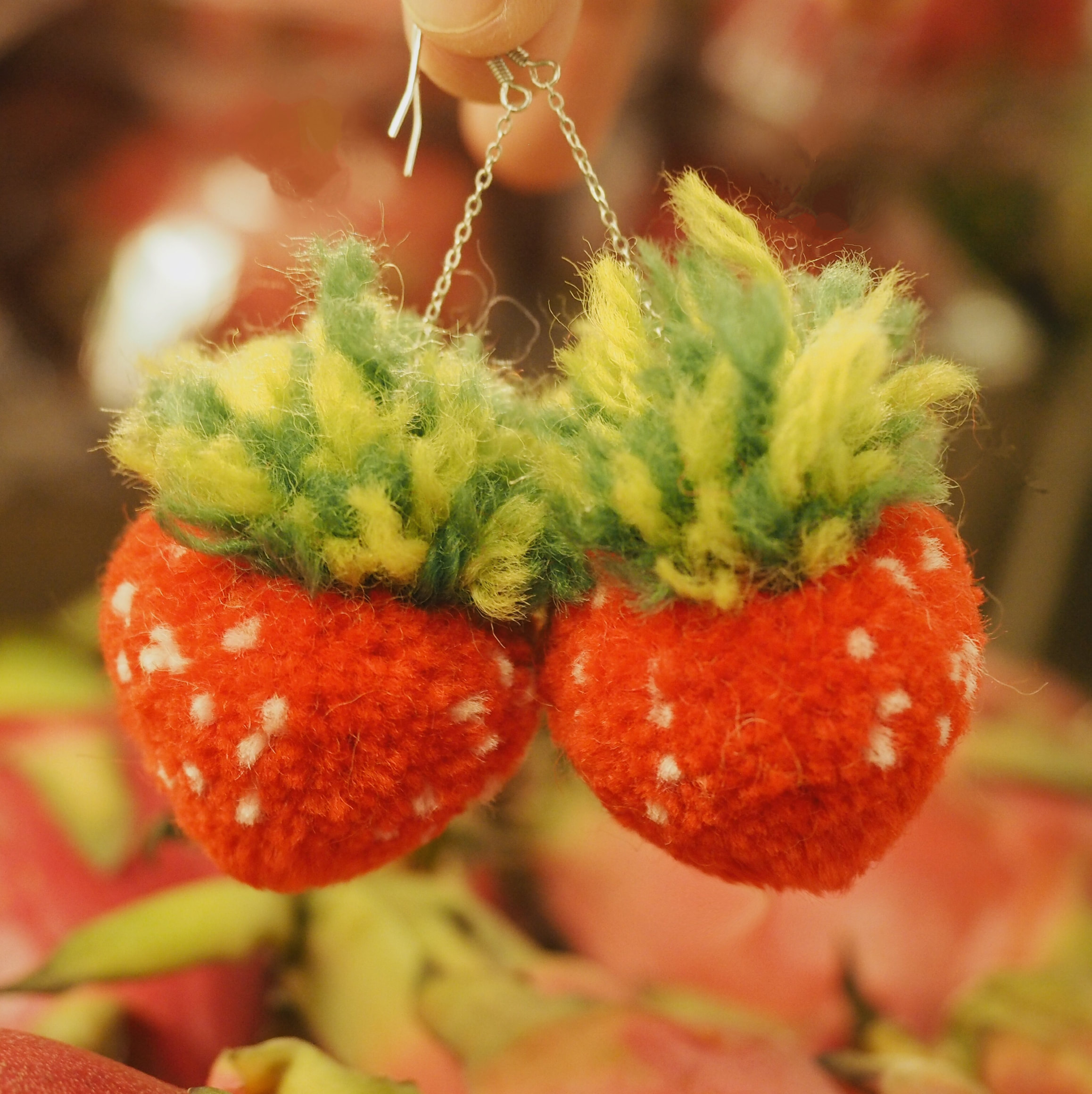 Strawberry Pom Earring |